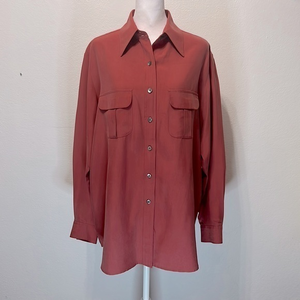 AKA Eddie Bauer 100% Silk Women’s Rust Red Color Button Down Size‎ Medium